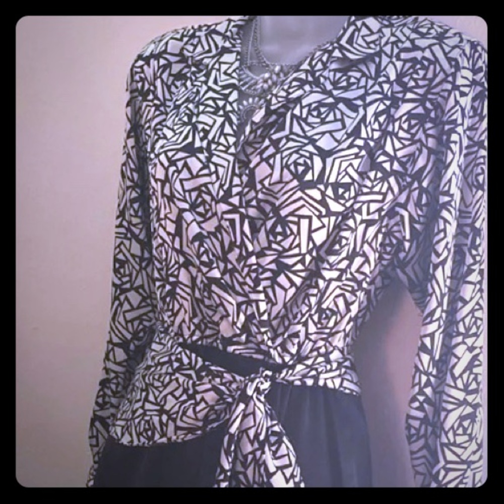 Liz Claiborne size 6 dress! Like new!